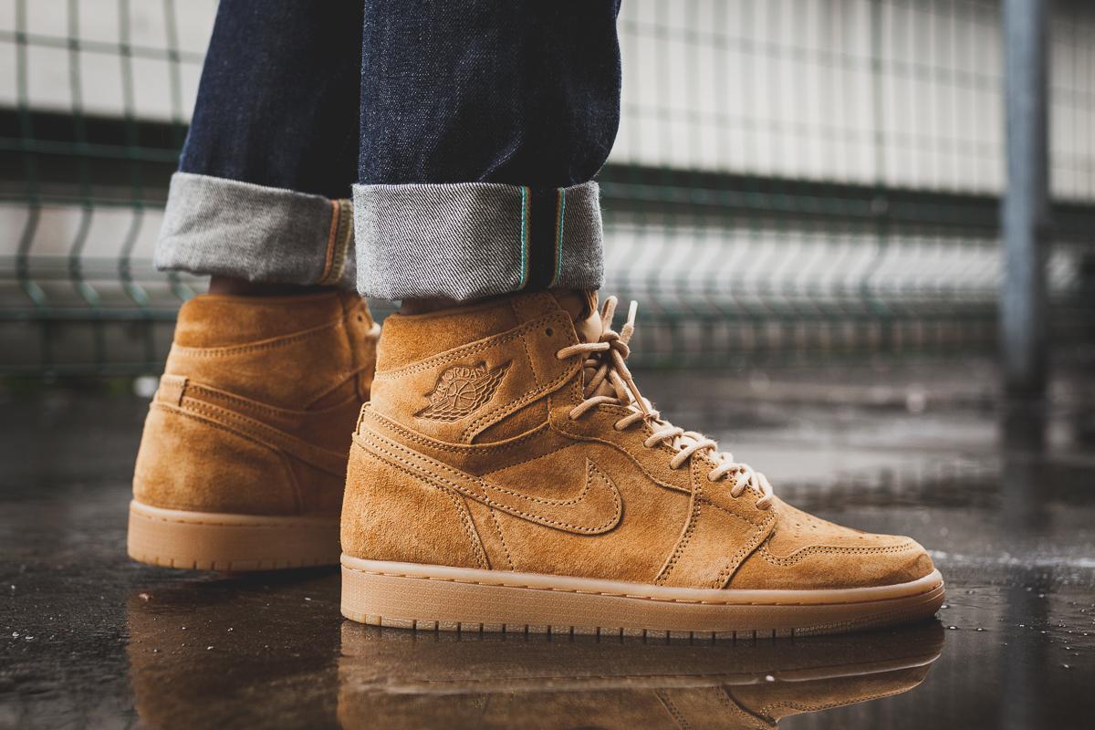 Jordan retro 1 golden harvest online